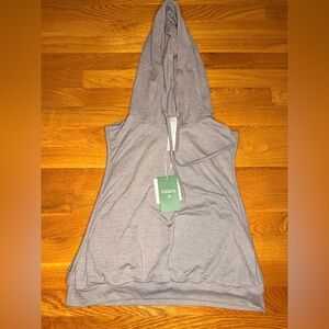 Halara Sleeveless Hoodie Athleisure Top Gray Large NWT Soft Stretch Pullover